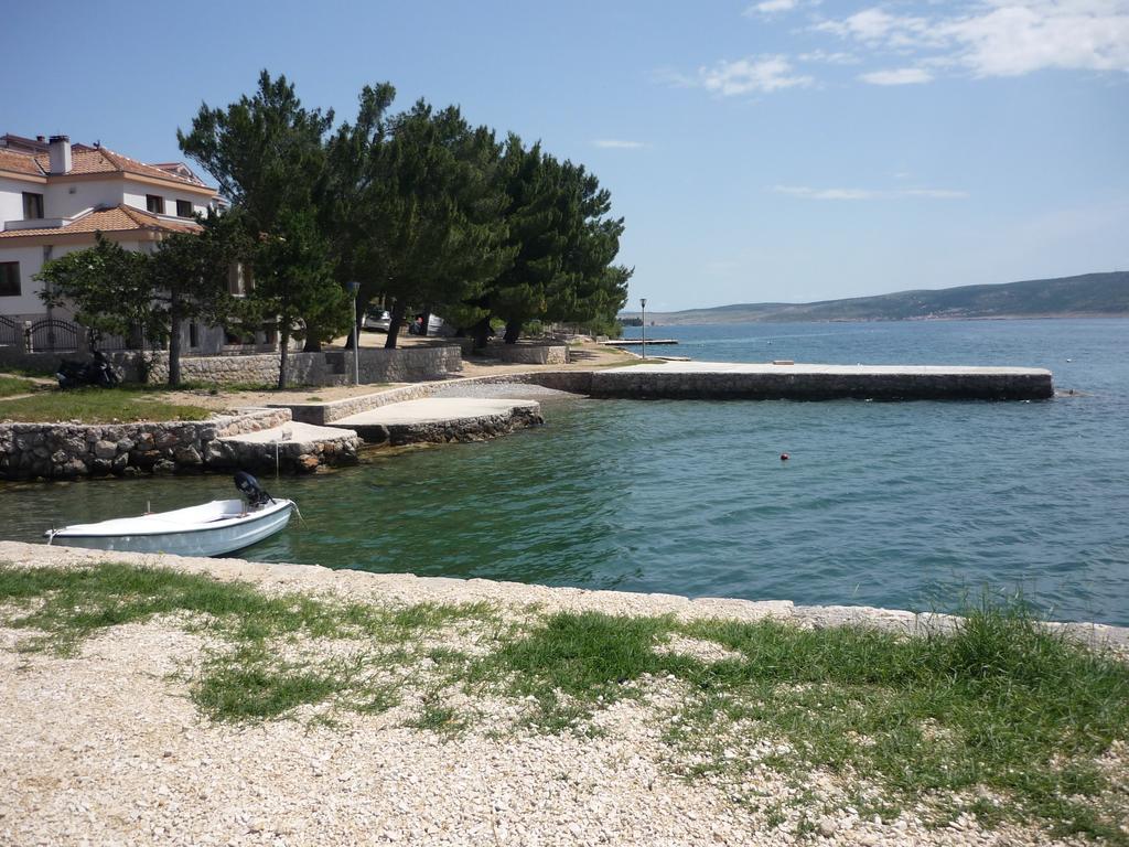 Apartments Troselj Starigrad Paklenica Exterior photo